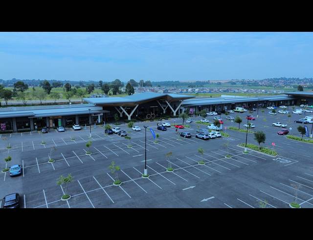 195M² RETAIL TO LET IN PARKDENE